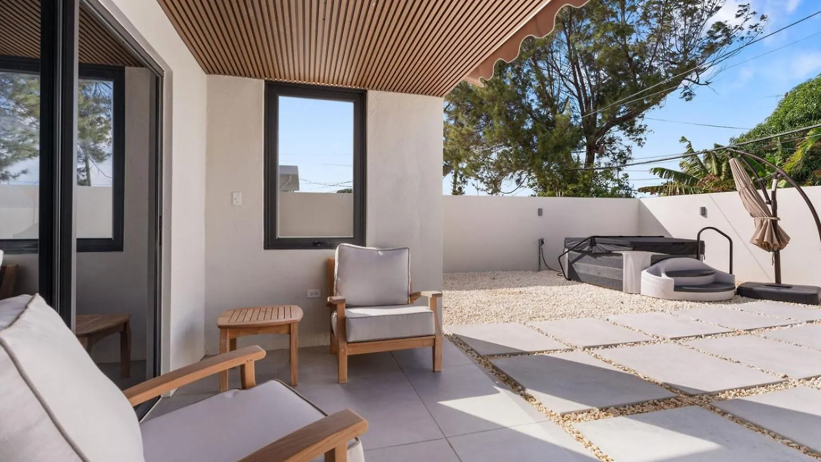 Casa Catalina A Modern Family Retreat In Isabela 3Br Home With Jacuzzi Semesterbostad