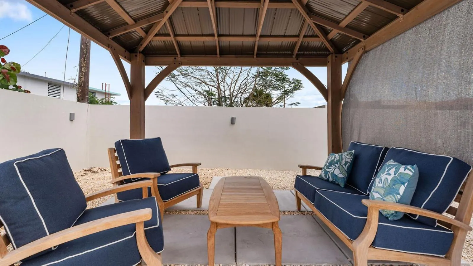 Casa Catalina A Modern Family Retreat In Isabela 3Br Home With Jacuzzi
